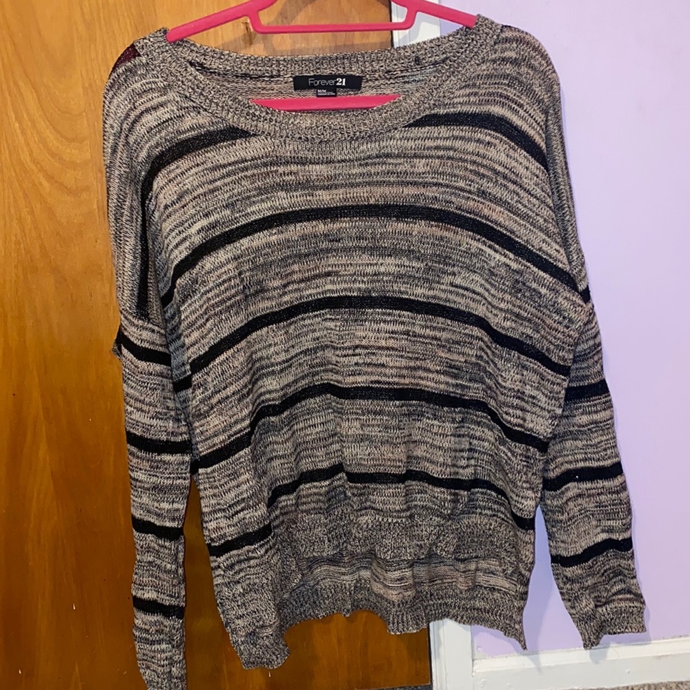 💗2 FOR $10 SALE💗 ✨Sequin detail✨, black/gray slouchy sweater, M